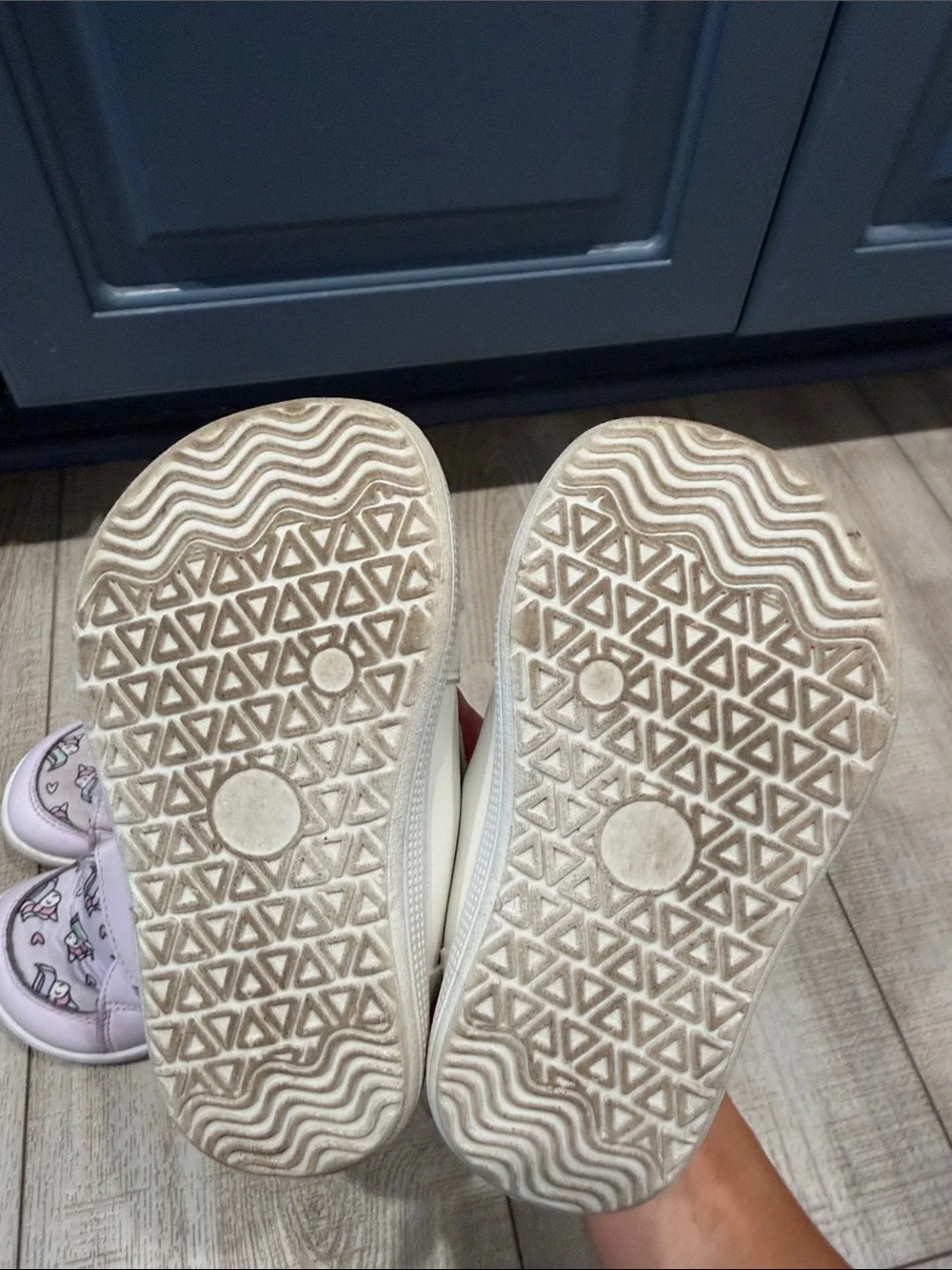 STQ KIDS Wide Toe Box Sneakers- White and Purple- US Toddler 8 Girls